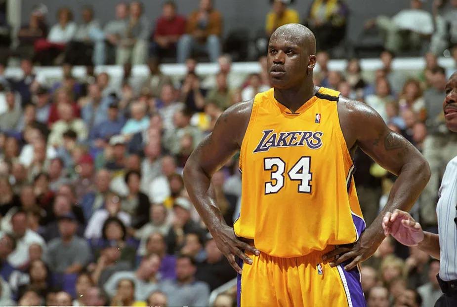 นักบาสเกตบอล NBA ที่รวยที่สุด