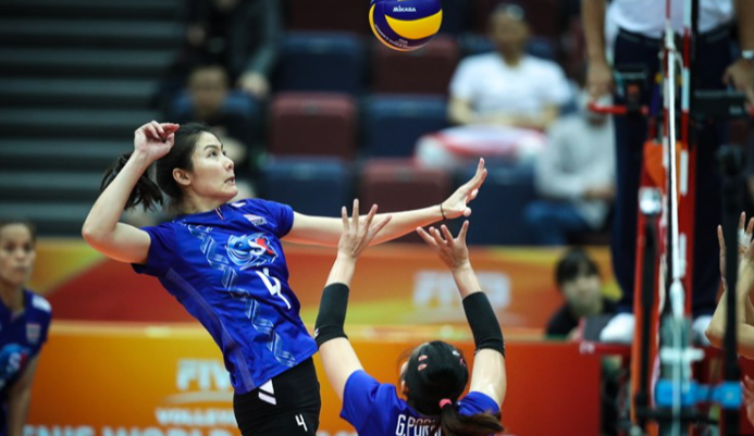Thai Volleyball Players