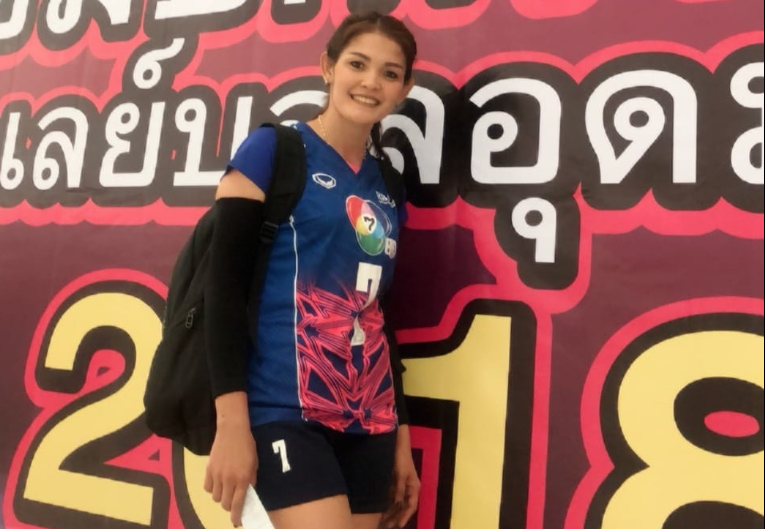 Thai Volleyball Players